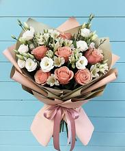 Букет цветов из:  Розы, Альстромерии и Лизиантусы в Краснослободске Республики Мордовия
