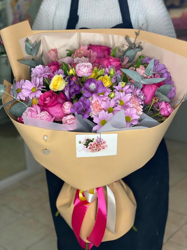 Букет цветов из: Хризантемы, Гвоздики и Альстромерии в Краснослободске Республики Мордовия