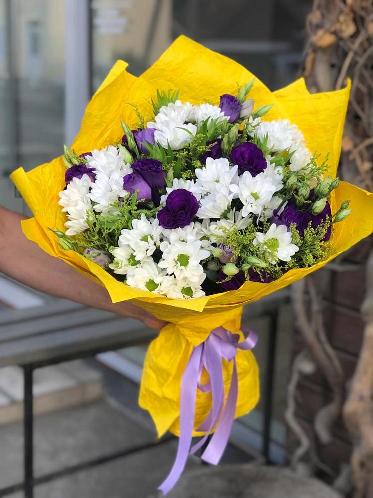 Букет цветов из: Ирисы, Хризантемы и Ромашки в Краснослободске Республики Мордовия
