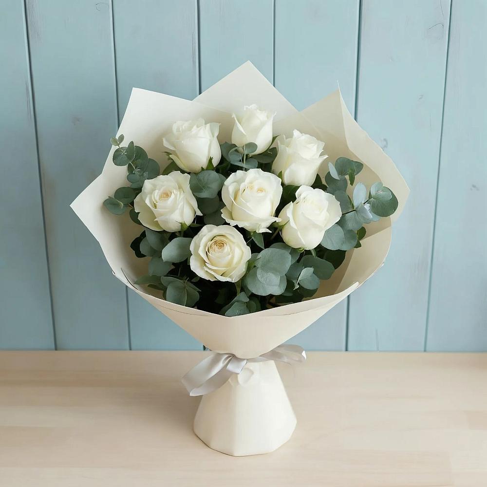 Букет Белые розы в Эвкалипте в Краснослободске Республики Мордовия
