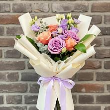 Букет цветов из:  Лизиантусы и Розы в Краснослободске Республики Мордовия