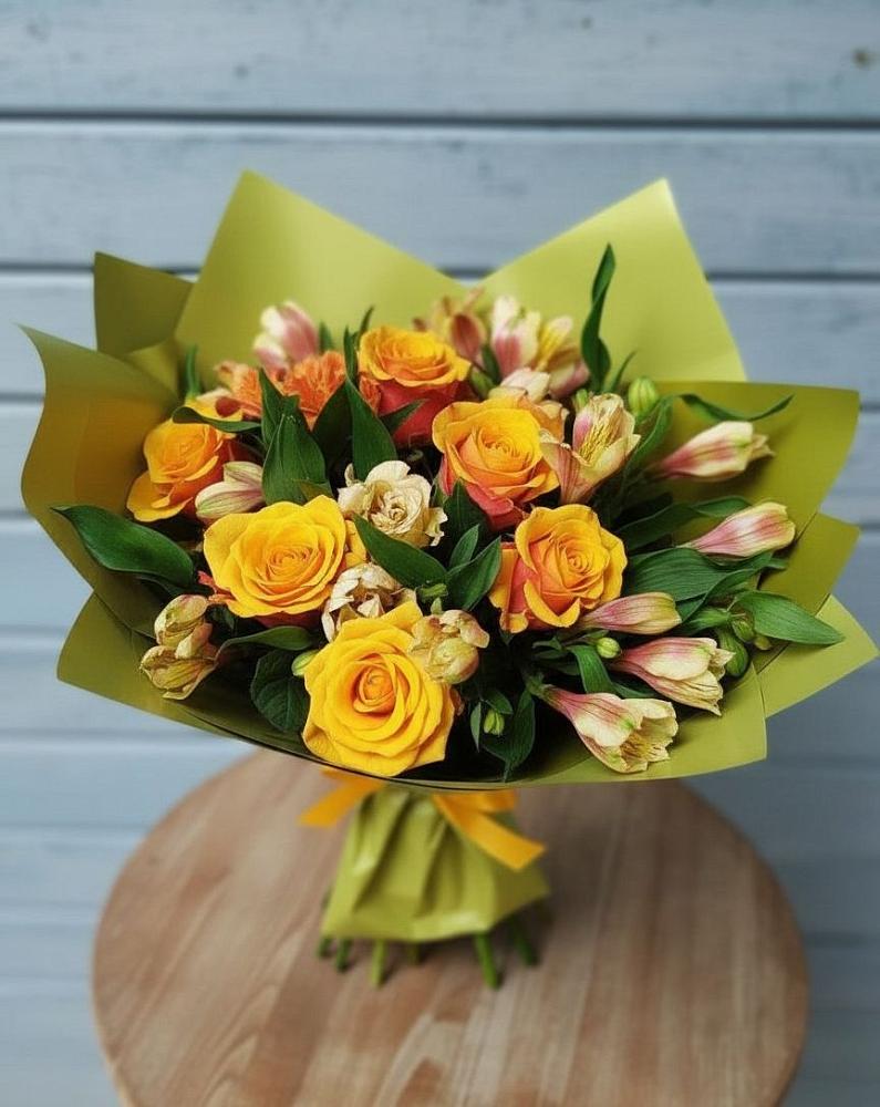 Букет цветов из: Альстромерии и Розы в Краснослободске Республики Мордовия