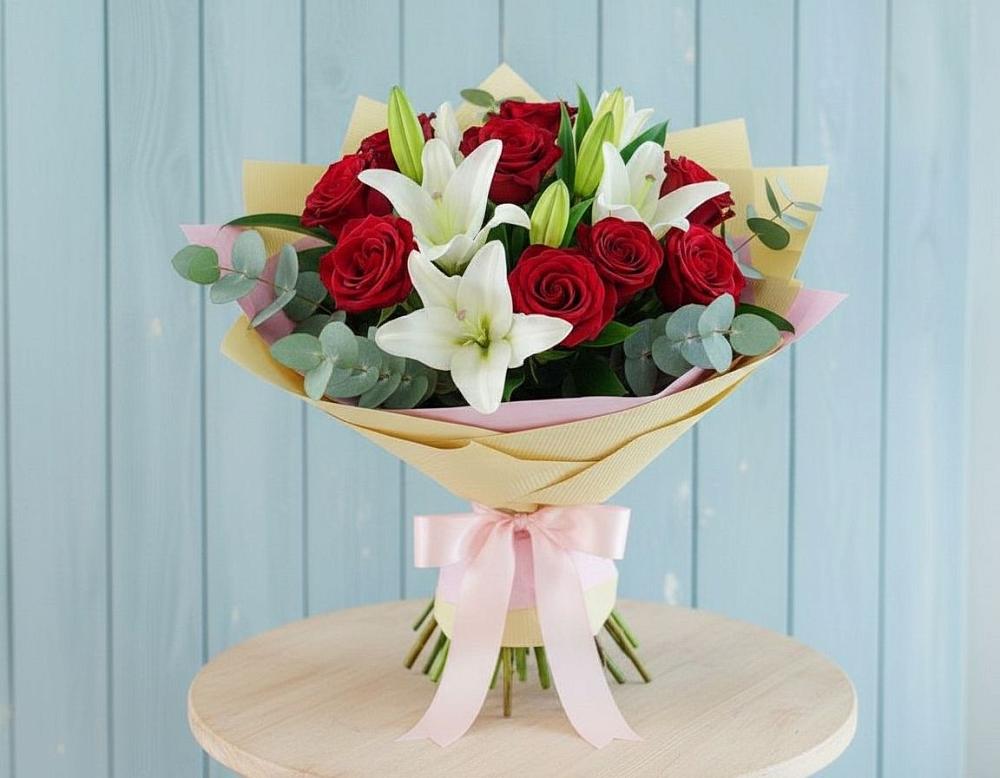 Букет цветов из: Лилии и Розы в Краснослободске Республики Мордовия
